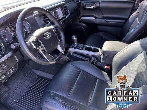 Used 2022 Toyota Tacoma Limited image 24