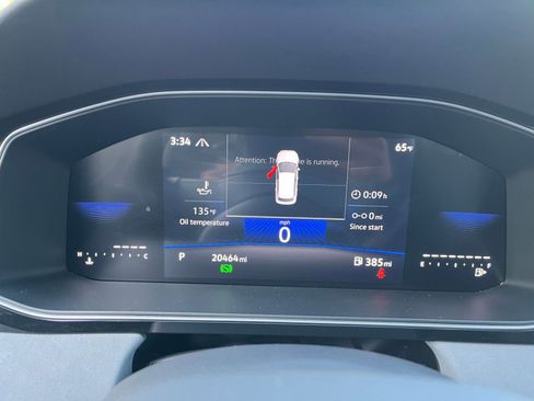 Used 2025 Volkswagen Jetta SE image 41