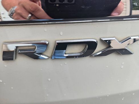 Used 2018 Acura RDX AWD image 11