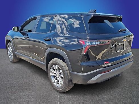 Used 2025 Chevrolet Equinox LT FWD image 6