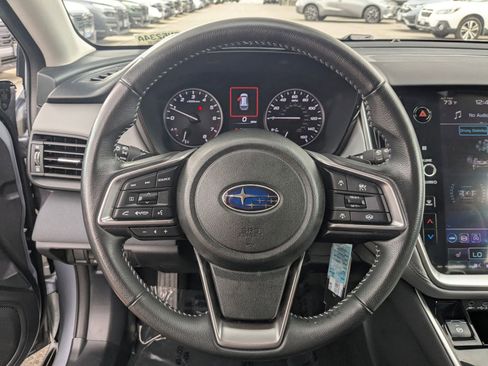 Used 2024 Subaru Outback Premium AWD/4WD image 15