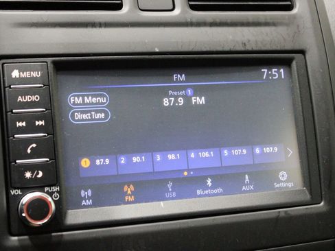 Used 2019 Nissan Versa S Plus image 30