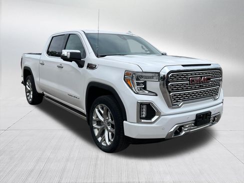 Used 2020 GMC Sierra 1500 Denali w/ Denali Ultimate Package AWD/4WD image 3