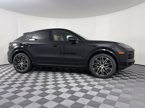 New 2026 Porsche Cayenne Coupe AWD/4WD image 8