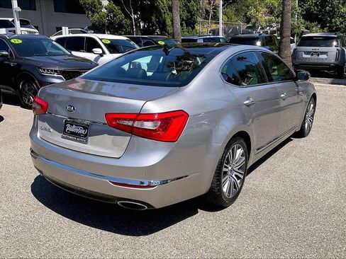 Used 2015 Kia Cadenza Premium FWD image 5