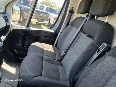 Used 2020 RAM ProMaster 2500 w/ Interior Convenience Group FWD image 8