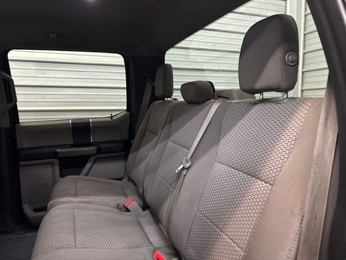Used 2019 Ford F150 XLT image 23