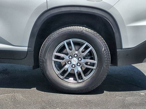 Certified 2026 GMC Acadia Elevation FWD image 38