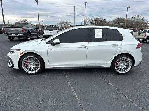 Used 2025 Volkswagen GTI SE FWD image 4
