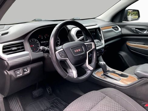 Used 2019 GMC Acadia SLE FWD image 18