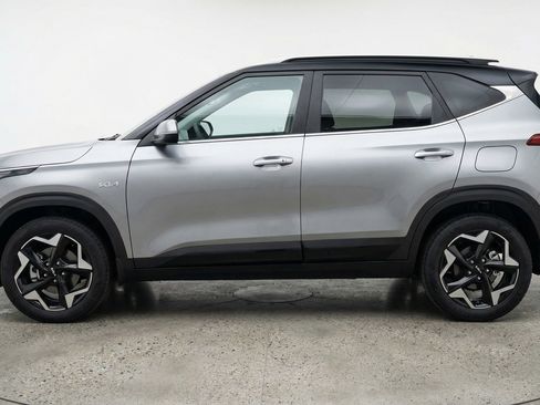 Used 2025 Kia Seltos S image 5