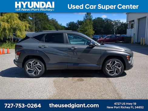 New 2026 Hyundai Kona SEL Premium image 8