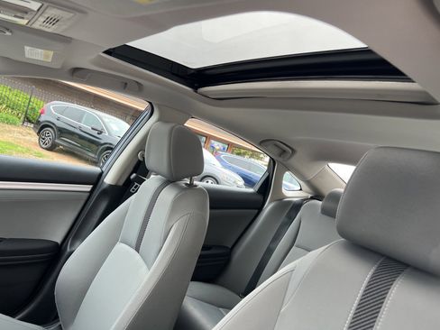 Used 2017 Honda Civic EX-T image 16