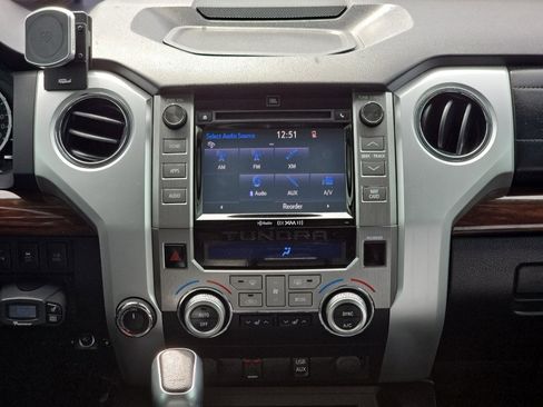 Used 2015 Toyota Tundra Limited w/ Limited Premium Package AWD/4WD image 24