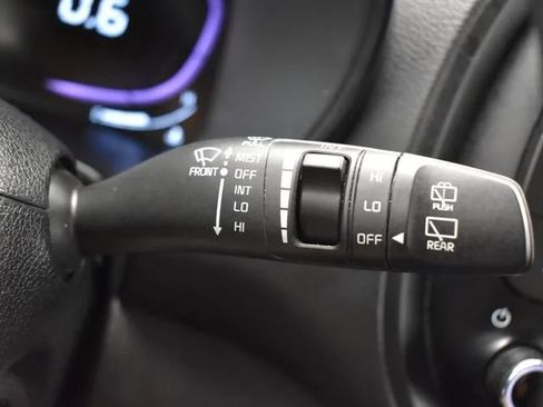 Used 2023 Kia Soul LX w/ Option Group 015 FWD image 26