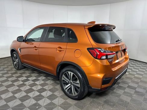 Used 2022 Mitsubishi Outlander Sport SE image 5