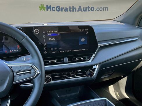 Used 2025 Chevrolet Equinox LT AWD/4WD image 10