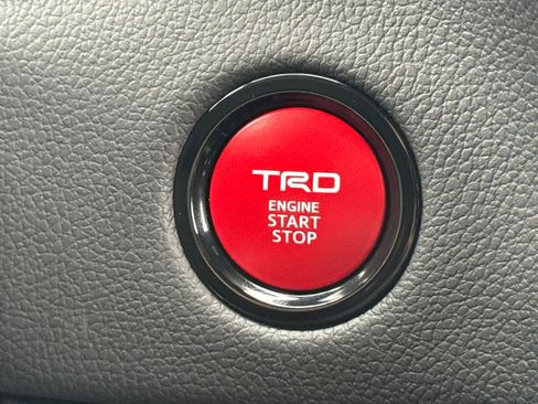 New 2026 Toyota Tundra Limited AWD/4WD image 29