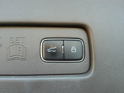 Used 2020 Lincoln Aviator Reserve w/ Equipment Group 201A image 28