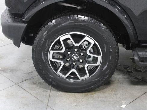 New 2025 Ford Bronco Outer Banks image 20