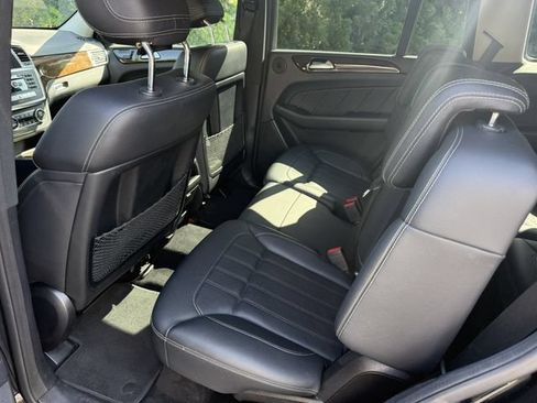 Used 2015 Mercedes-Benz GL 450 4MATIC image 17