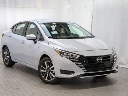 New 2025 Nissan Versa SV w/ Trunk Package