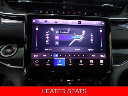 Certified 2023 Jeep Grand Cherokee Trailhawk w/ Luxury Tech Group III AWD/4WD image 14
