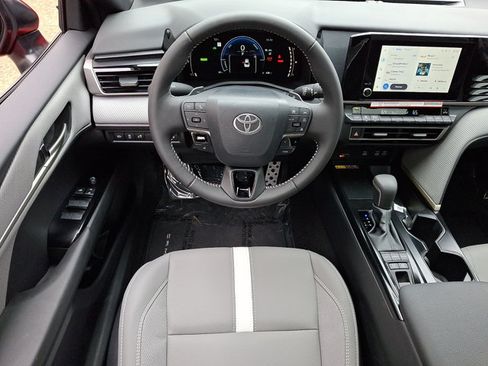 Certified 2026 Toyota Camry SE w/ Convenience Package FWD image 12