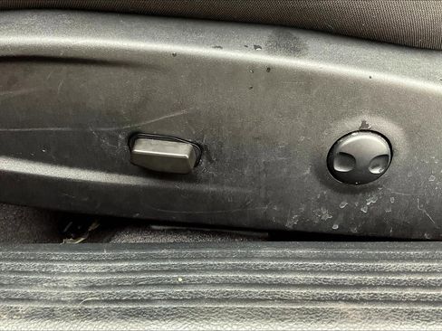 Used 2022 Dodge Challenger GT image 34