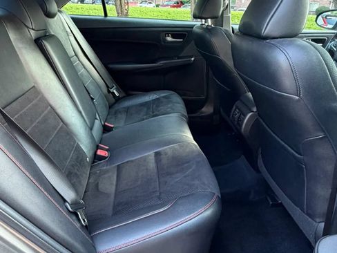 Used 2017 Toyota Camry XSE FWD image 10