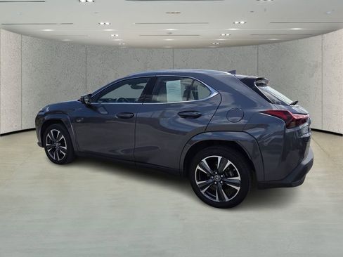 Used 2023 Lexus UX 250h FWD w/ Accessory Package (Z1) image 5