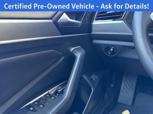 Certified 2024 Volkswagen Jetta SE FWD image 16