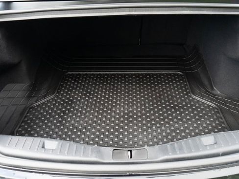 Used 2020 Lincoln MKZ image 16