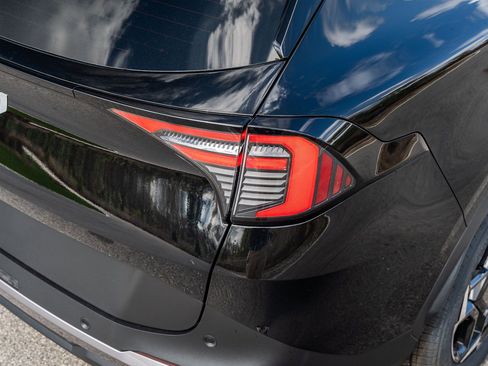 New 2026 Kia Sportage EX FWD image 12