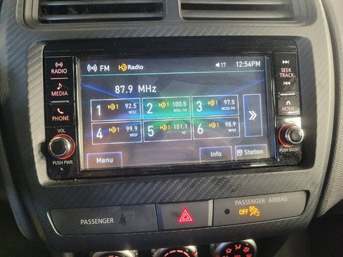 Used 2024 Mitsubishi Outlander Sport AWD image 25
