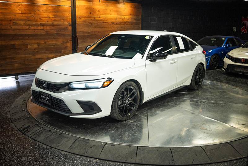 Used 2022 Honda Civic Sport image 2