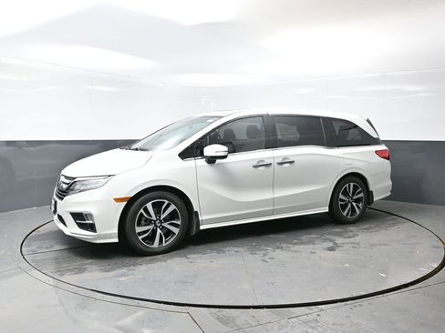 Used 2020 Honda Odyssey Elite image 8