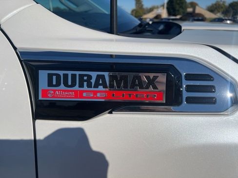 Used 2024 GMC Sierra 2500 Denali w/ Denali Reserve Package image 11