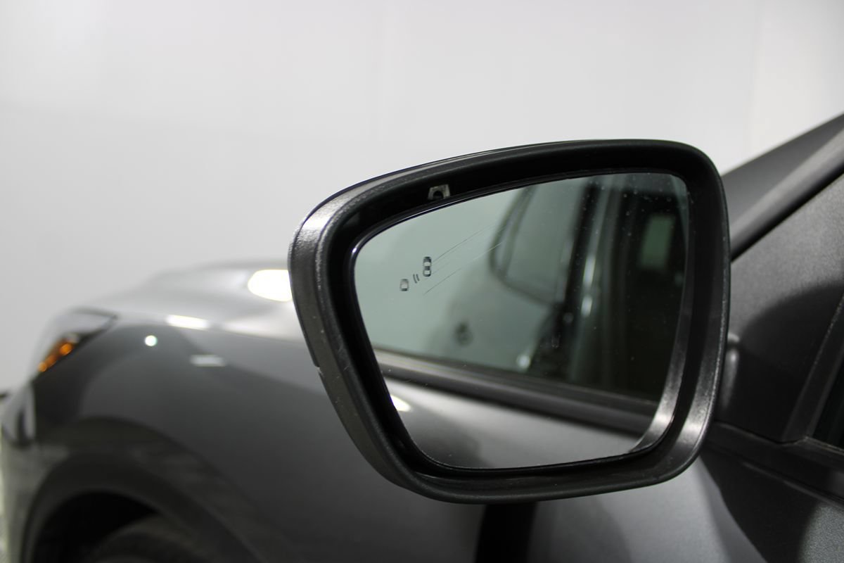 Used 2025 Ford Escape ST-Line FWD image 9