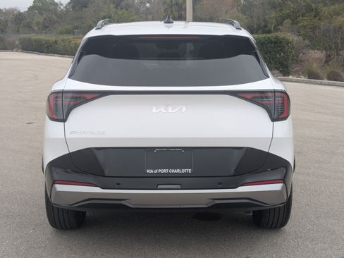 Used 2026 Kia Sportage SX image 6