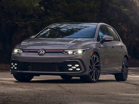 Used 2022 Volkswagen GTI SE FWD image 1