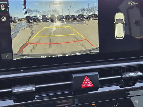 New 2026 Kia Sportage LX image 13