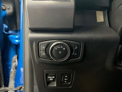 Used 2020 Ford F150 XLT w/ Equipment Group 302A Luxury AWD/4WD image 18