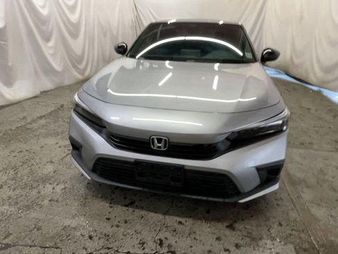 Used 2024 Honda Civic Sport image 17
