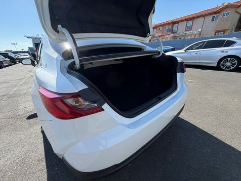 Used 2025 Toyota Camry LE FWD image 20