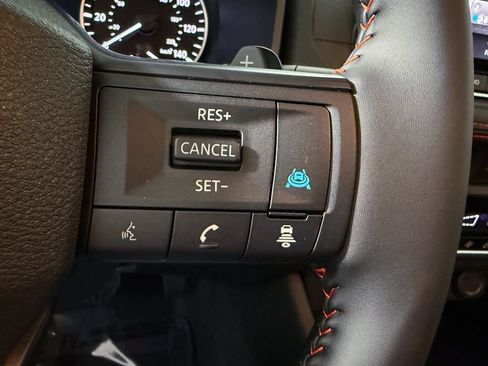 Certified 2026 Nissan Rogue SV AWD/4WD image 35