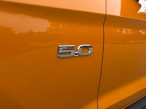 Used 2019 Ford Mustang GT Premium w/ GT Performance Package RWD image 9
