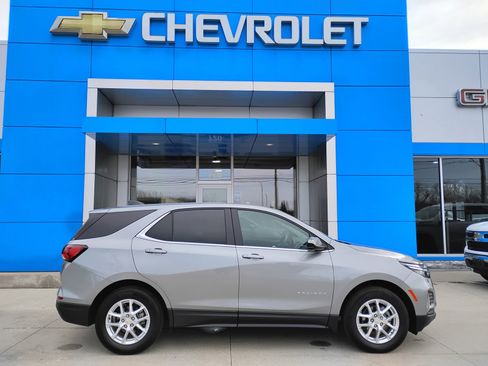 Used 2024 Chevrolet Equinox LT FWD image 35