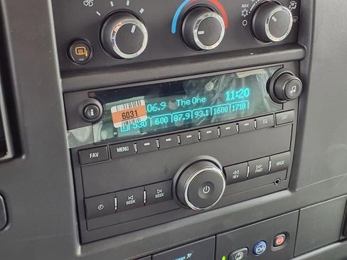 New 2025 Chevrolet Express 2500 w/ Driver Convenience Package image 20