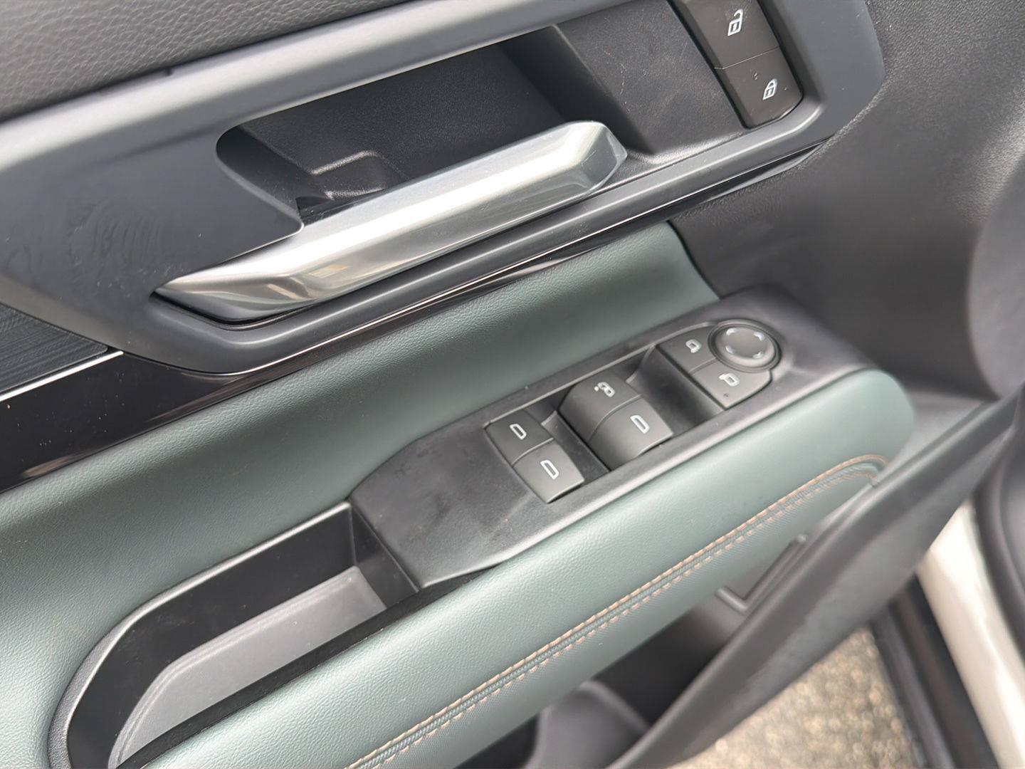 New 2027 GMC Terrain AT4 AWD/4WD image 11